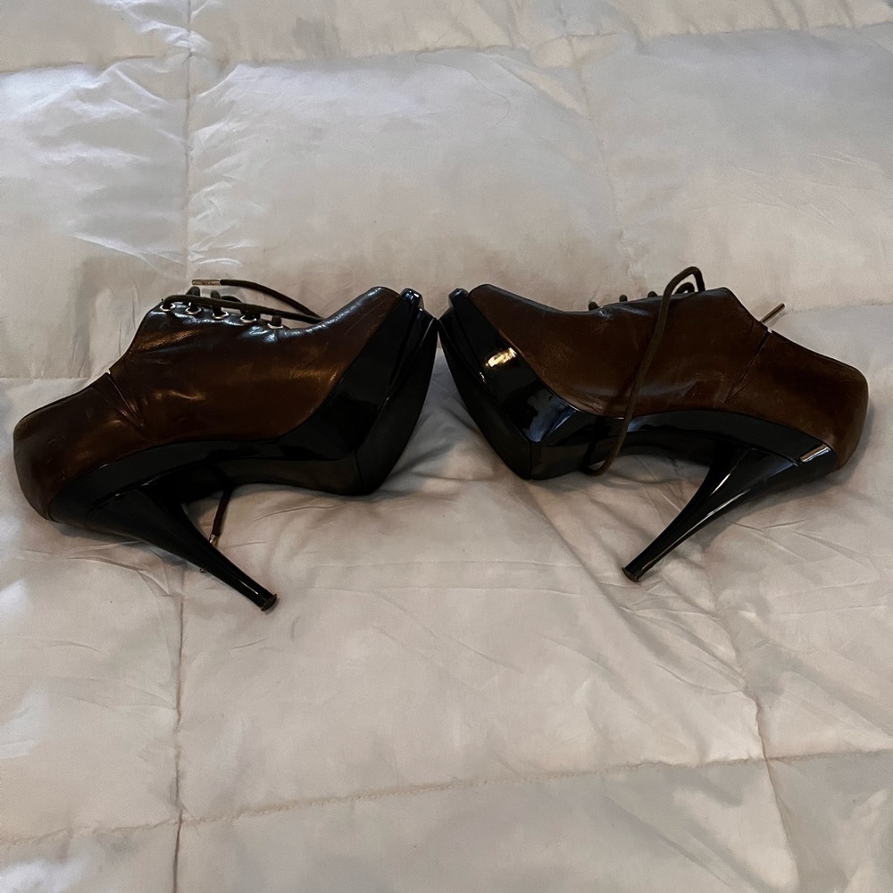 Michael Kors, leather high heel shoes, olive color, peep toes